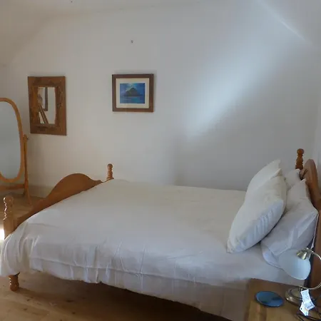 Limateerha House Farmhouse Кэрсивин